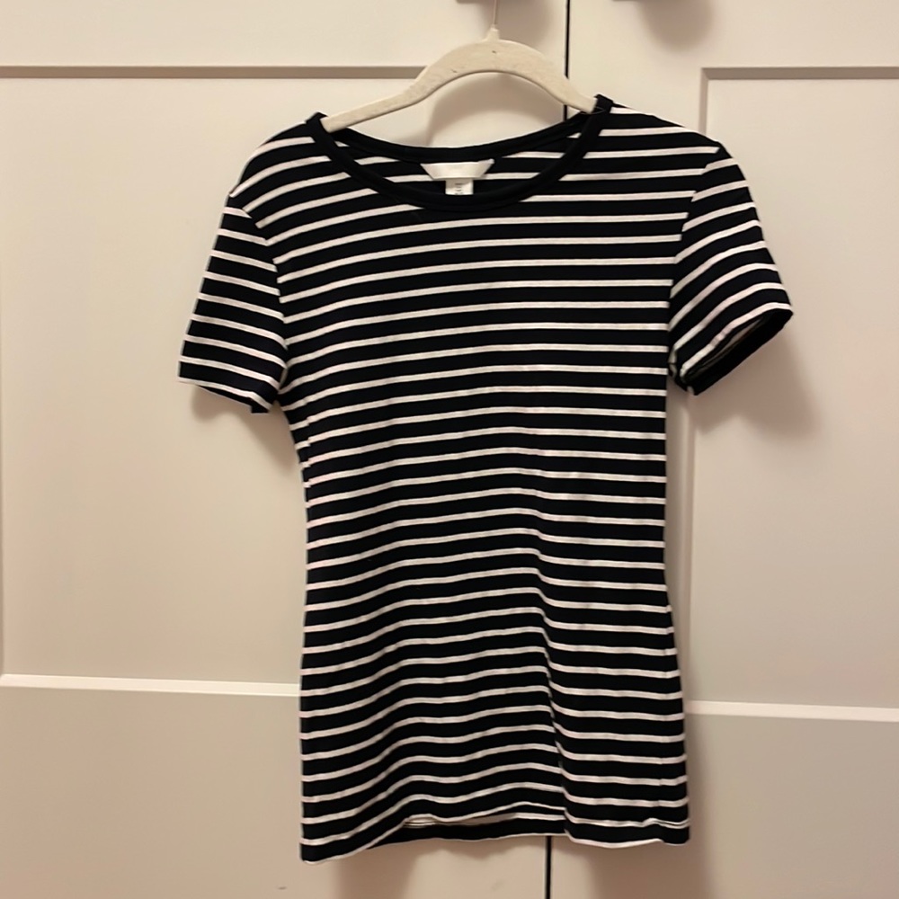 navy striped t-shirt